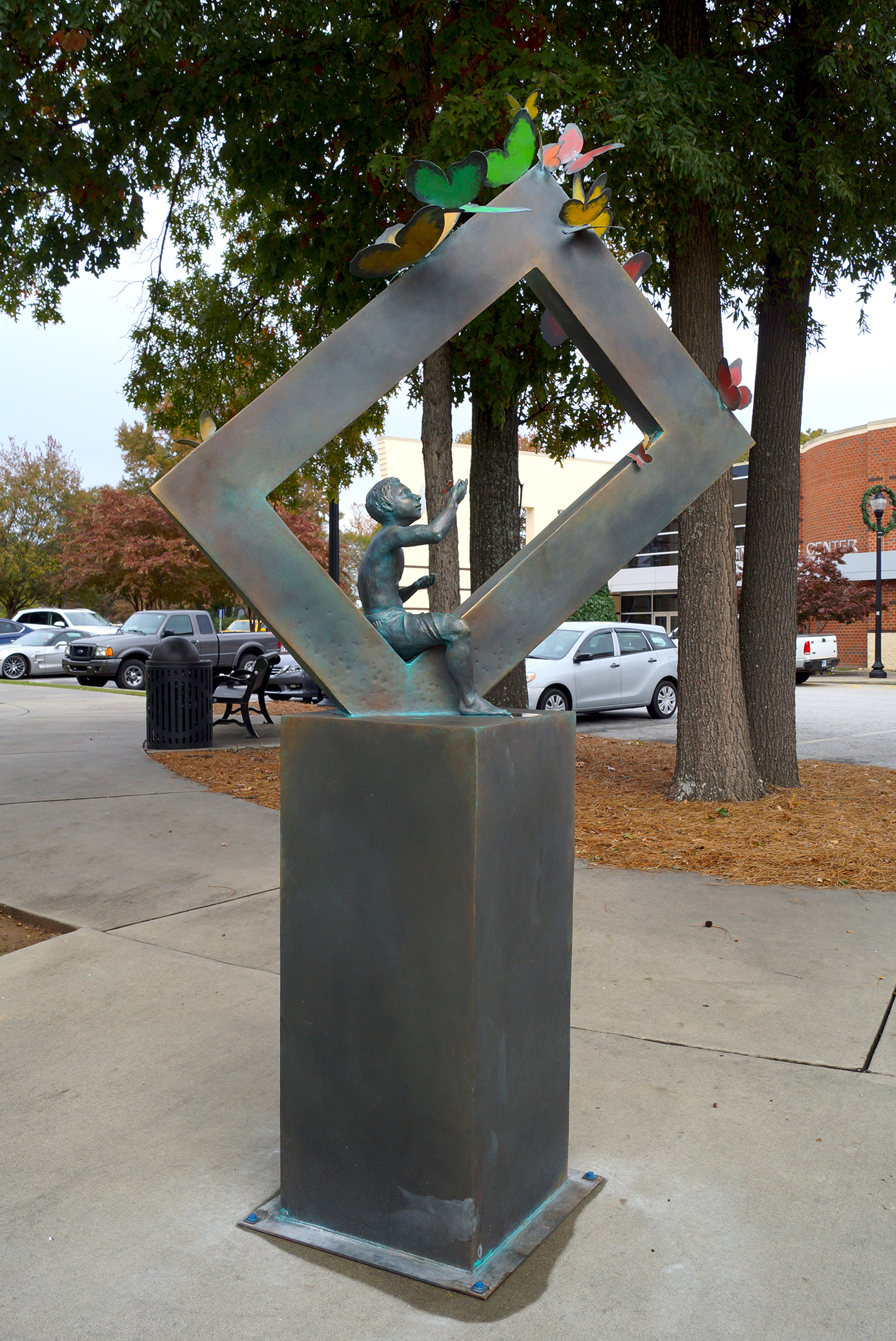 The Big Cocoon by Aldo Muzzarelli, 2019
